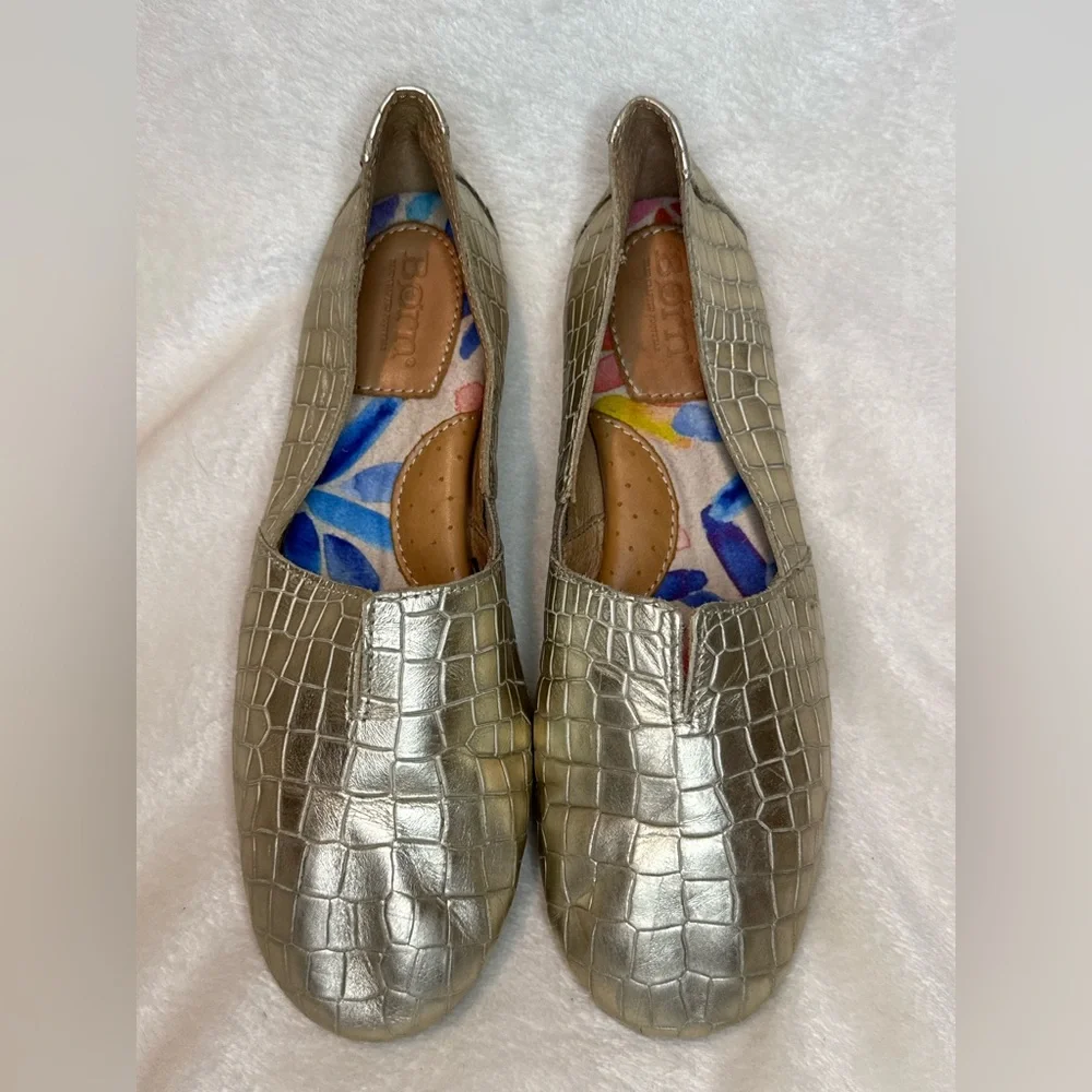 Born Sebra Snake Skin Flats In Gold Tone Women’s Slip On Shoes Size‎ 7